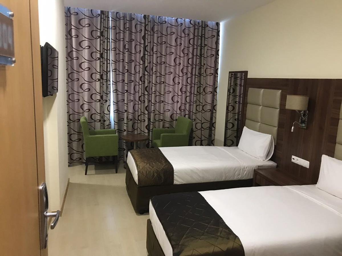 Blu Sky Hotel Maputo Bagian luar foto