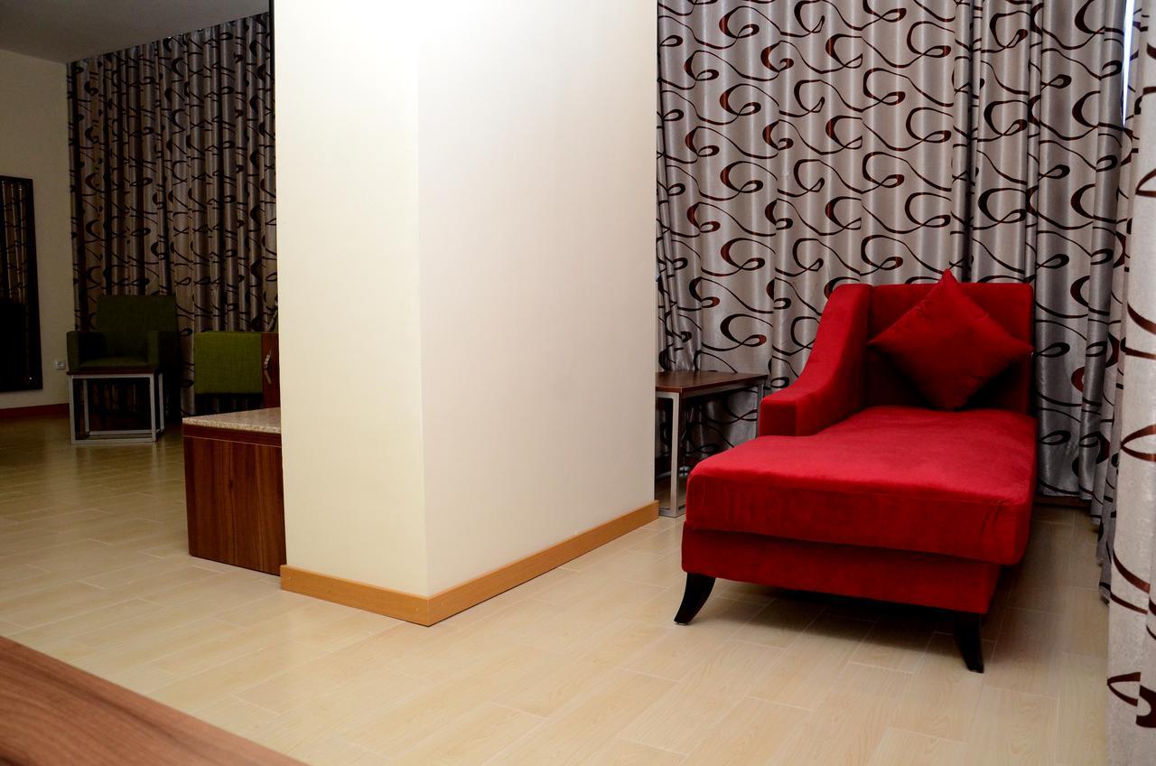 Blu Sky Hotel Maputo Bagian luar foto