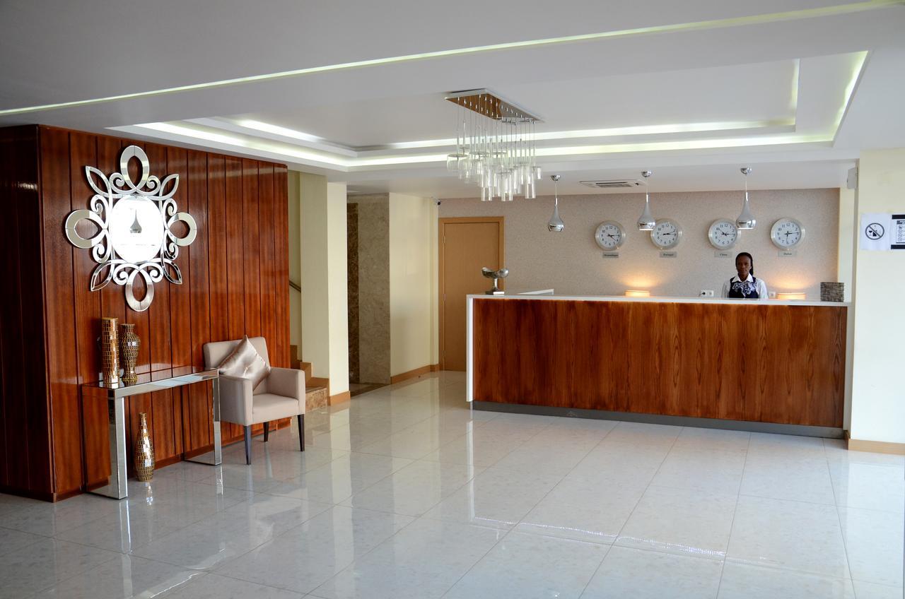 Blu Sky Hotel Maputo Bagian luar foto