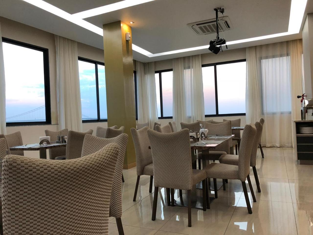 Blu Sky Hotel Maputo Bagian luar foto